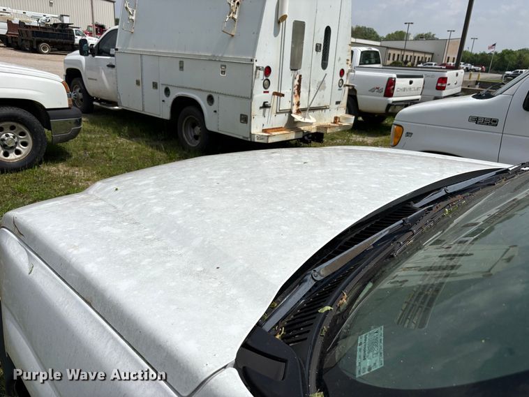 image for item FG0186 2005 Chevrolet Silverado 1500 pickup truck