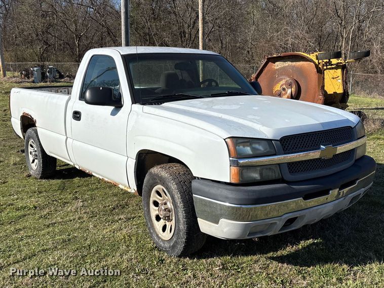 image for item FG0187 2005 Chevrolet Silverado 1500 pickup truck