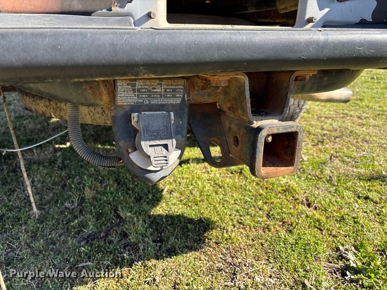 image for item FG0187 2005 Chevrolet Silverado 1500 pickup truck