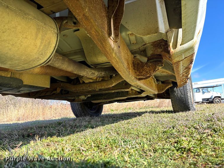 image for item FG0187 2005 Chevrolet Silverado 1500 pickup truck