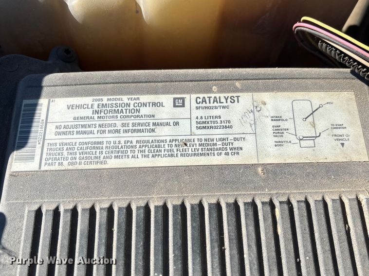 image for item FG0187 2005 Chevrolet Silverado 1500 pickup truck