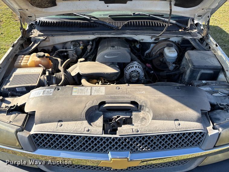 image for item FG0187 2005 Chevrolet Silverado 1500 pickup truck