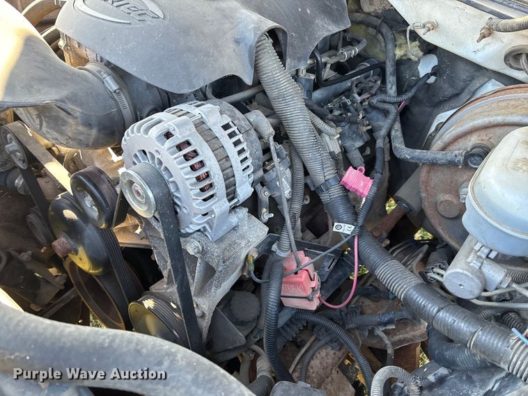 image for item FG0187 2005 Chevrolet Silverado 1500 pickup truck