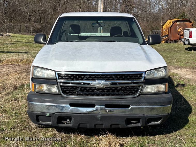 image for item FG0188 2006 Chevrolet Silverado 1500 pickup truck