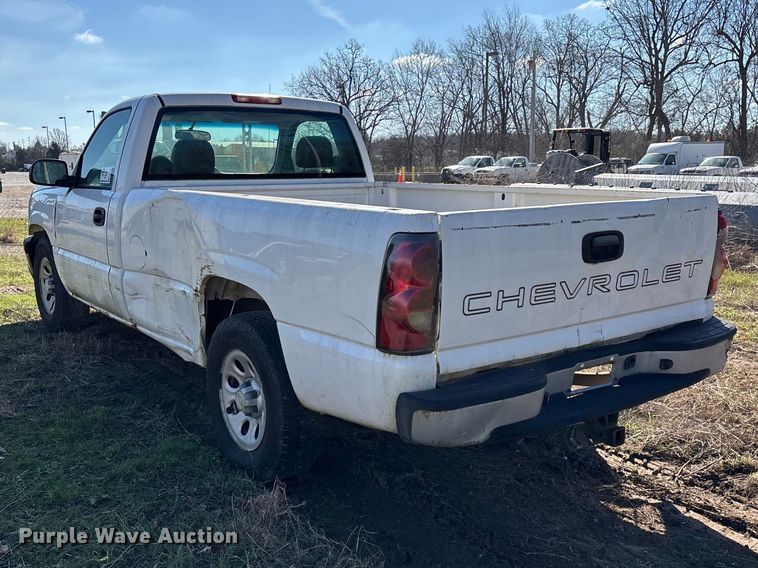 image for item FG0188 2006 Chevrolet Silverado 1500 pickup truck