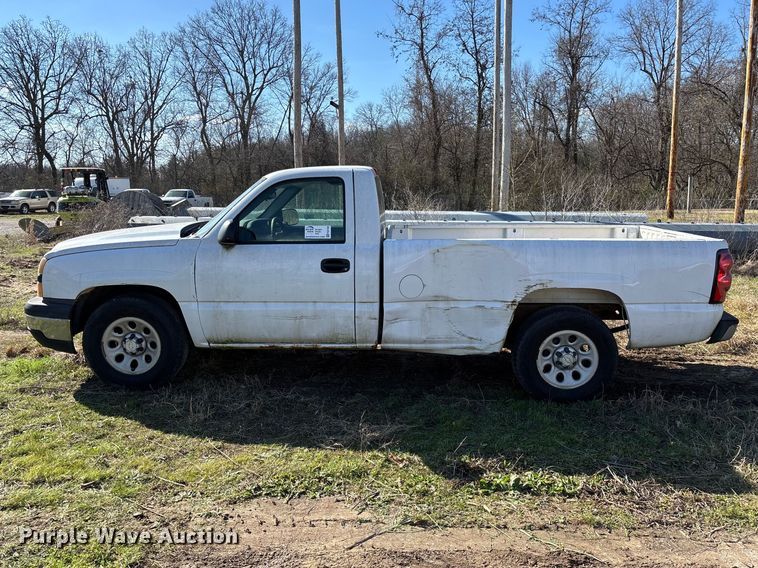 image for item FG0188 2006 Chevrolet Silverado 1500 pickup truck