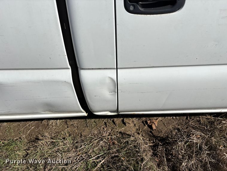 image for item FG0188 2006 Chevrolet Silverado 1500 pickup truck