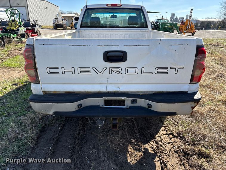 image for item FG0188 2006 Chevrolet Silverado 1500 pickup truck
