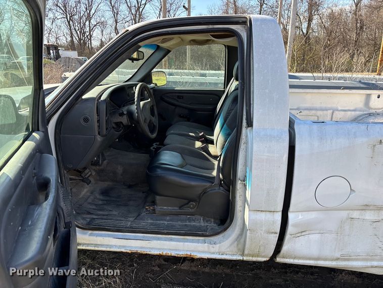 image for item FG0188 2006 Chevrolet Silverado 1500 pickup truck