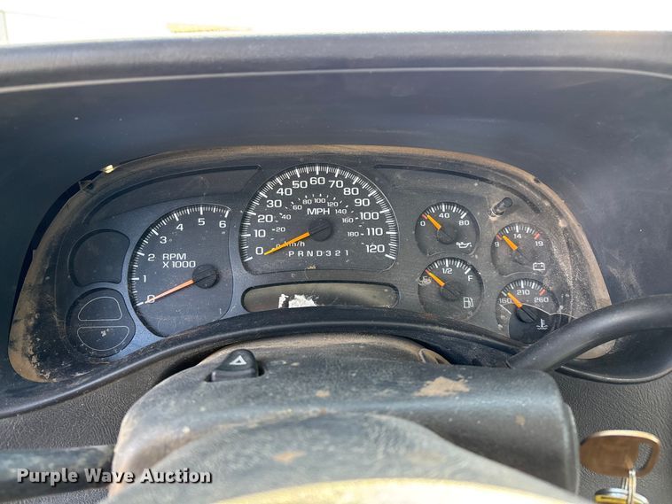 image for item FG0188 2006 Chevrolet Silverado 1500 pickup truck