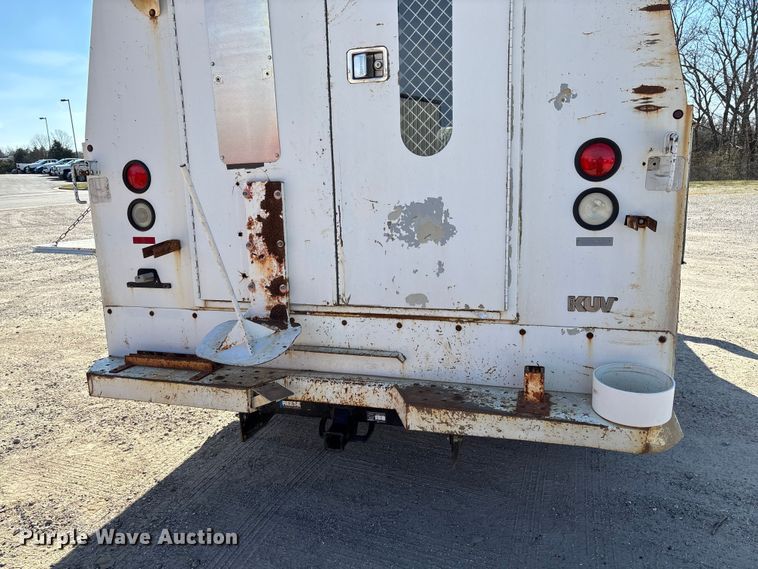 image for item FG0189 2008 Chevrolet Silverado 2500 utility bed pickup truck