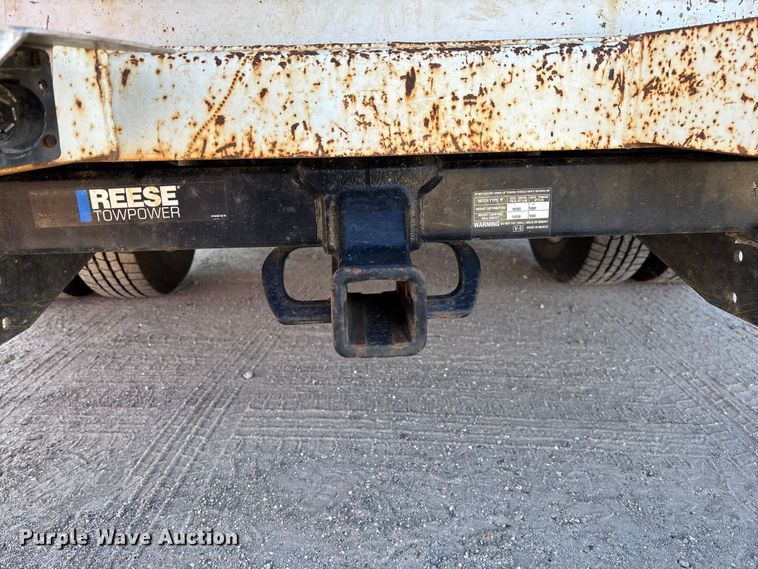 image for item FG0189 2008 Chevrolet Silverado 2500 utility bed pickup truck