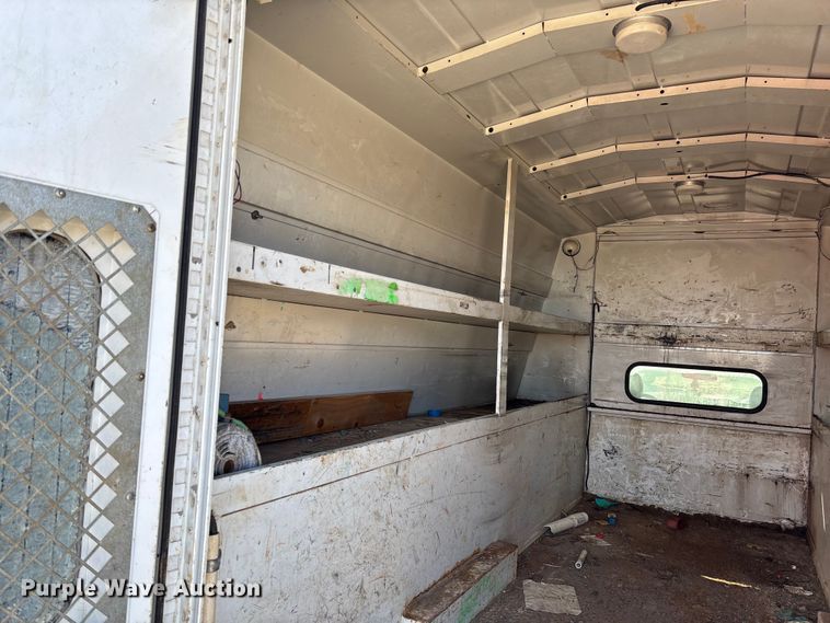 image for item FG0189 2008 Chevrolet Silverado 2500 utility bed pickup truck