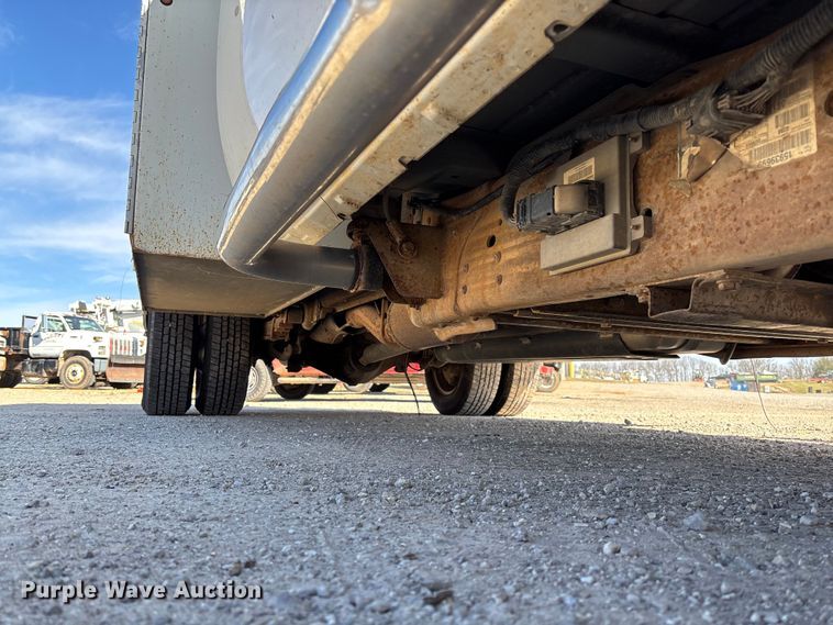 image for item FG0189 2008 Chevrolet Silverado 2500 utility bed pickup truck