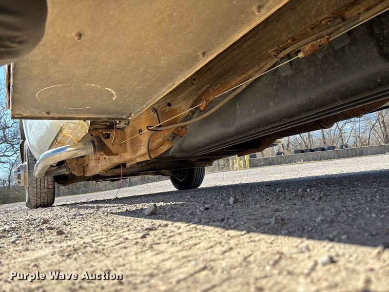 image for item FG0189 2008 Chevrolet Silverado 2500 utility bed pickup truck