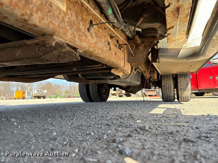 image for item FG0189 2008 Chevrolet Silverado 2500 utility bed pickup truck