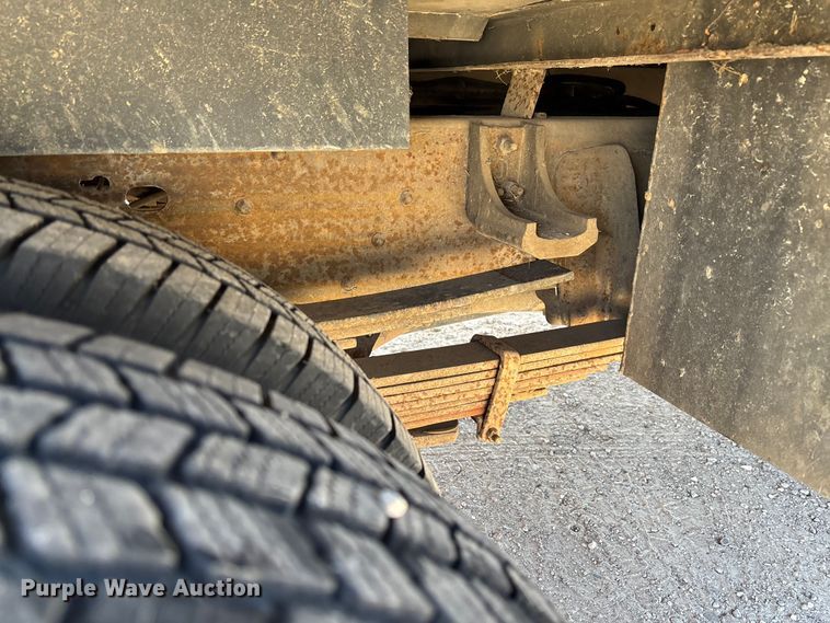 image for item FG0189 2008 Chevrolet Silverado 2500 utility bed pickup truck