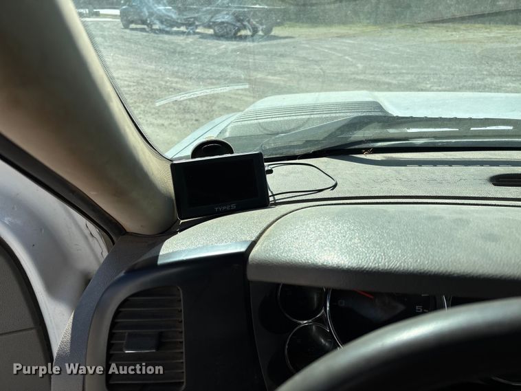 image for item FG0189 2008 Chevrolet Silverado 2500 utility bed pickup truck