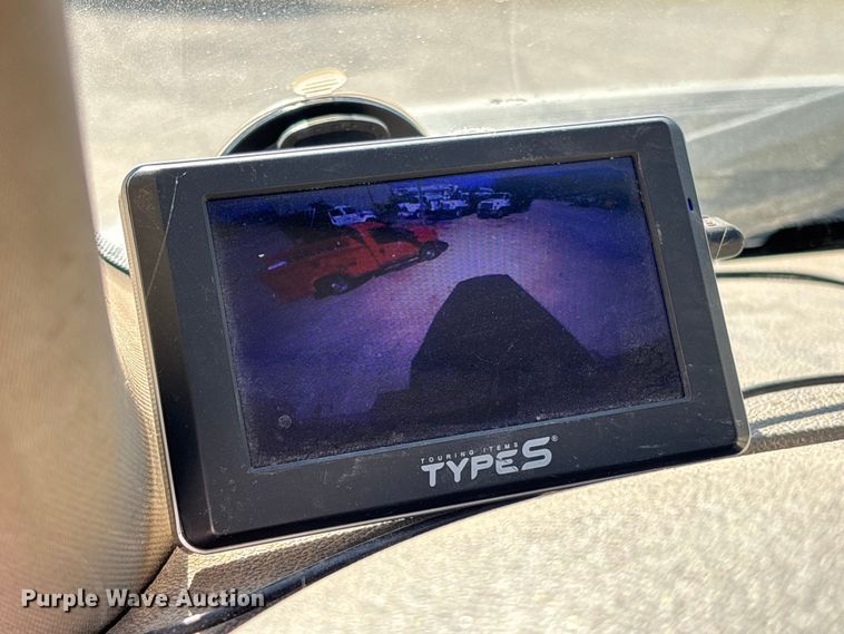 image for item FG0189 2008 Chevrolet Silverado 2500 utility bed pickup truck