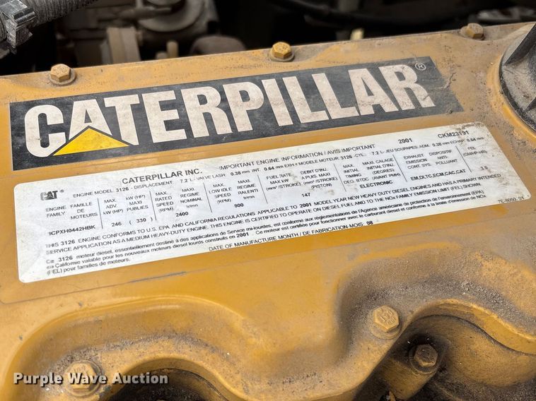 image for item FG0191 2002 Chevrolet C7 bucket truck