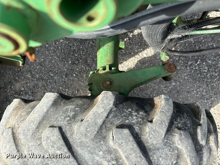 image for item FG0206 John Deere 970 MFWD tractor