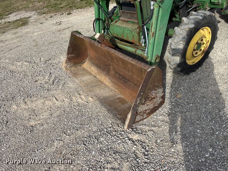 image for item FG0206 John Deere 970 MFWD tractor