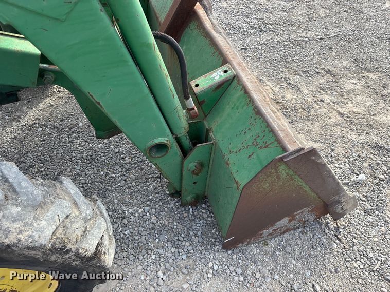 image for item FG0206 John Deere 970 MFWD tractor