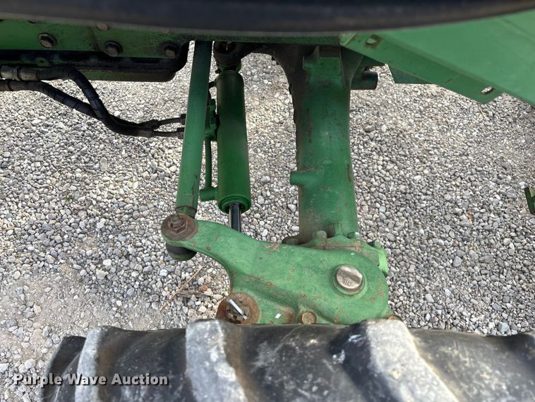 image for item FG0206 John Deere 970 MFWD tractor