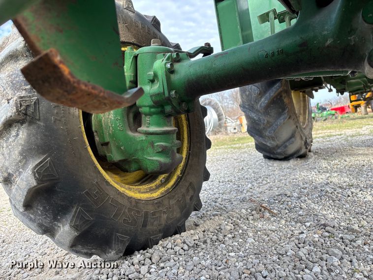 image for item FG0206 John Deere 970 MFWD tractor