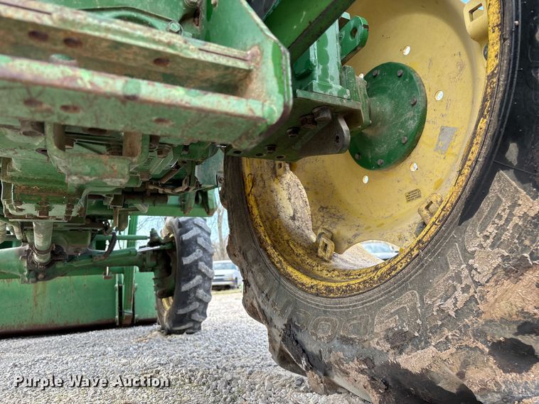 image for item FG0206 John Deere 970 MFWD tractor