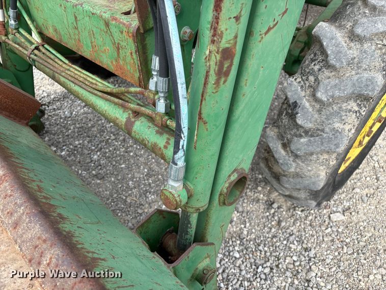 image for item FG0206 John Deere 970 MFWD tractor