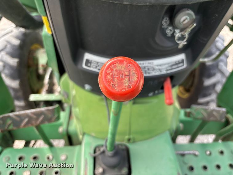 image for item FG0206 John Deere 970 MFWD tractor