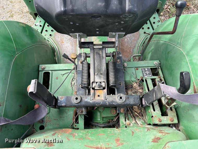 image for item FG0206 John Deere 970 MFWD tractor