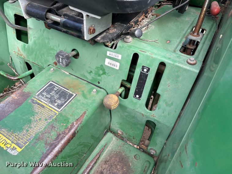 image for item FG0206 John Deere 970 MFWD tractor