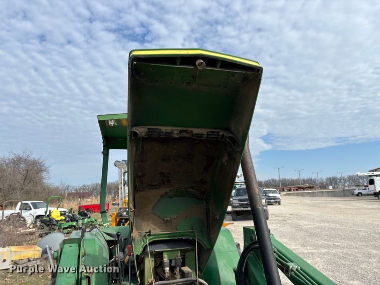 image for item FG0206 John Deere 970 MFWD tractor