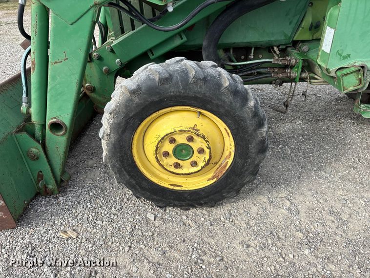 image for item FG0206 John Deere 970 MFWD tractor