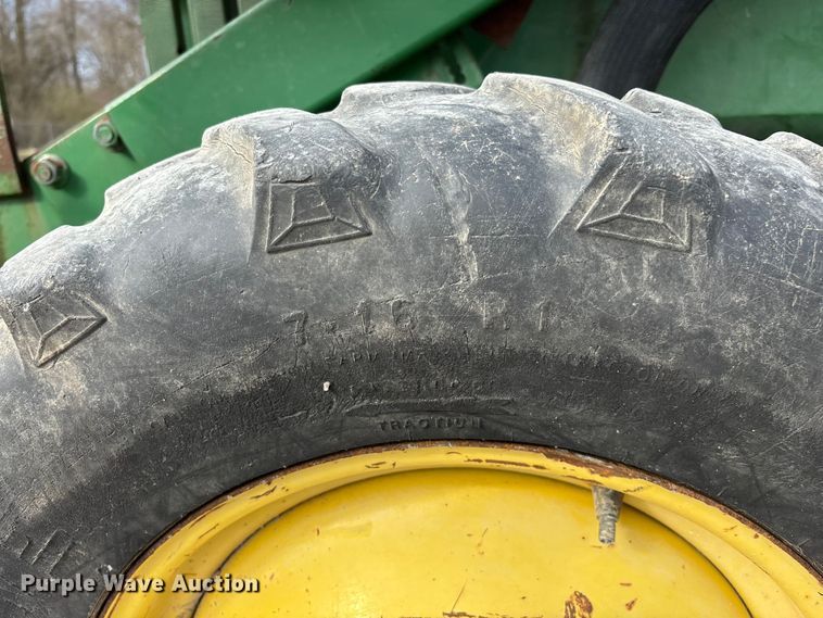 image for item FG0206 John Deere 970 MFWD tractor