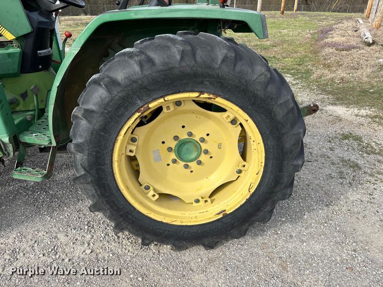image for item FG0206 John Deere 970 MFWD tractor