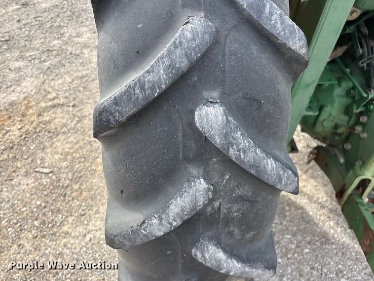 image for item FG0206 John Deere 970 MFWD tractor