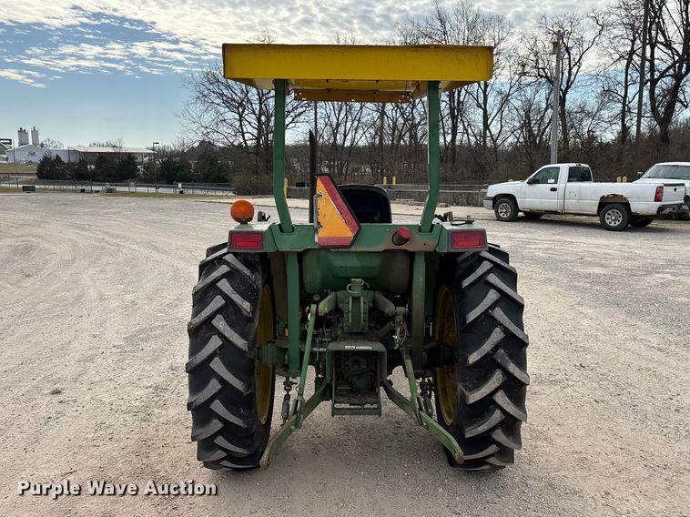 image for item FG0207 John Deere 970 tractor