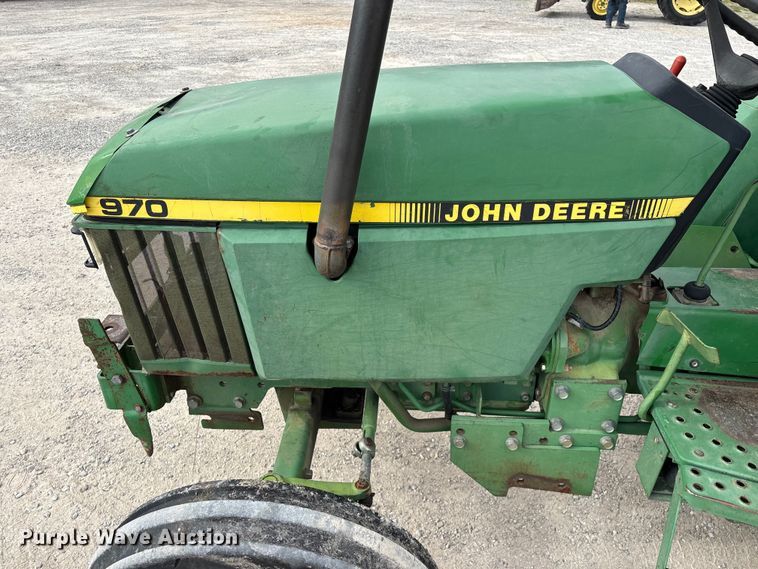 image for item FG0207 John Deere 970 tractor