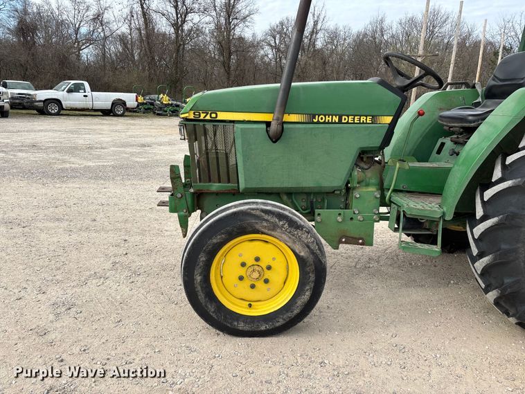 image for item FG0207 John Deere 970 tractor