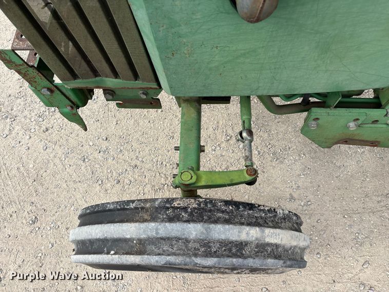 image for item FG0207 John Deere 970 tractor