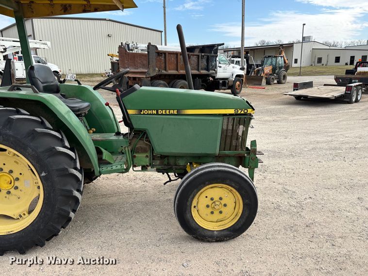 image for item FG0207 John Deere 970 tractor