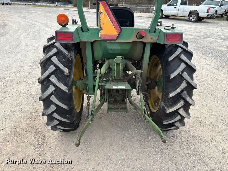 image for item FG0207 John Deere 970 tractor