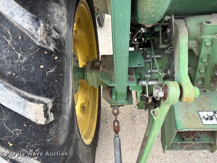 image for item FG0207 John Deere 970 tractor