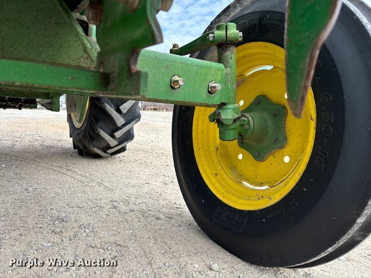 image for item FG0207 John Deere 970 tractor