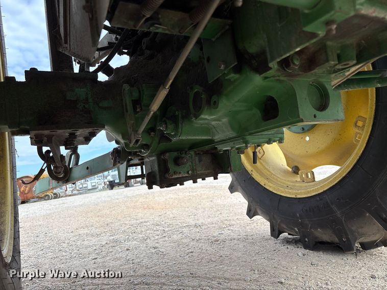 image for item FG0207 John Deere 970 tractor