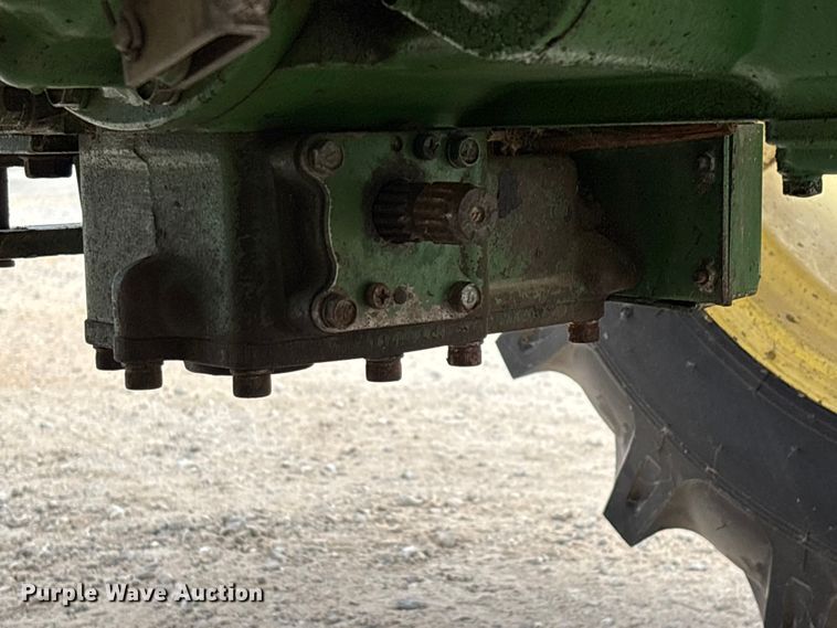 image for item FG0207 John Deere 970 tractor