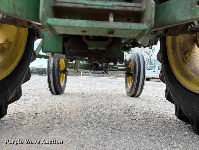 image for item FG0207 John Deere 970 tractor